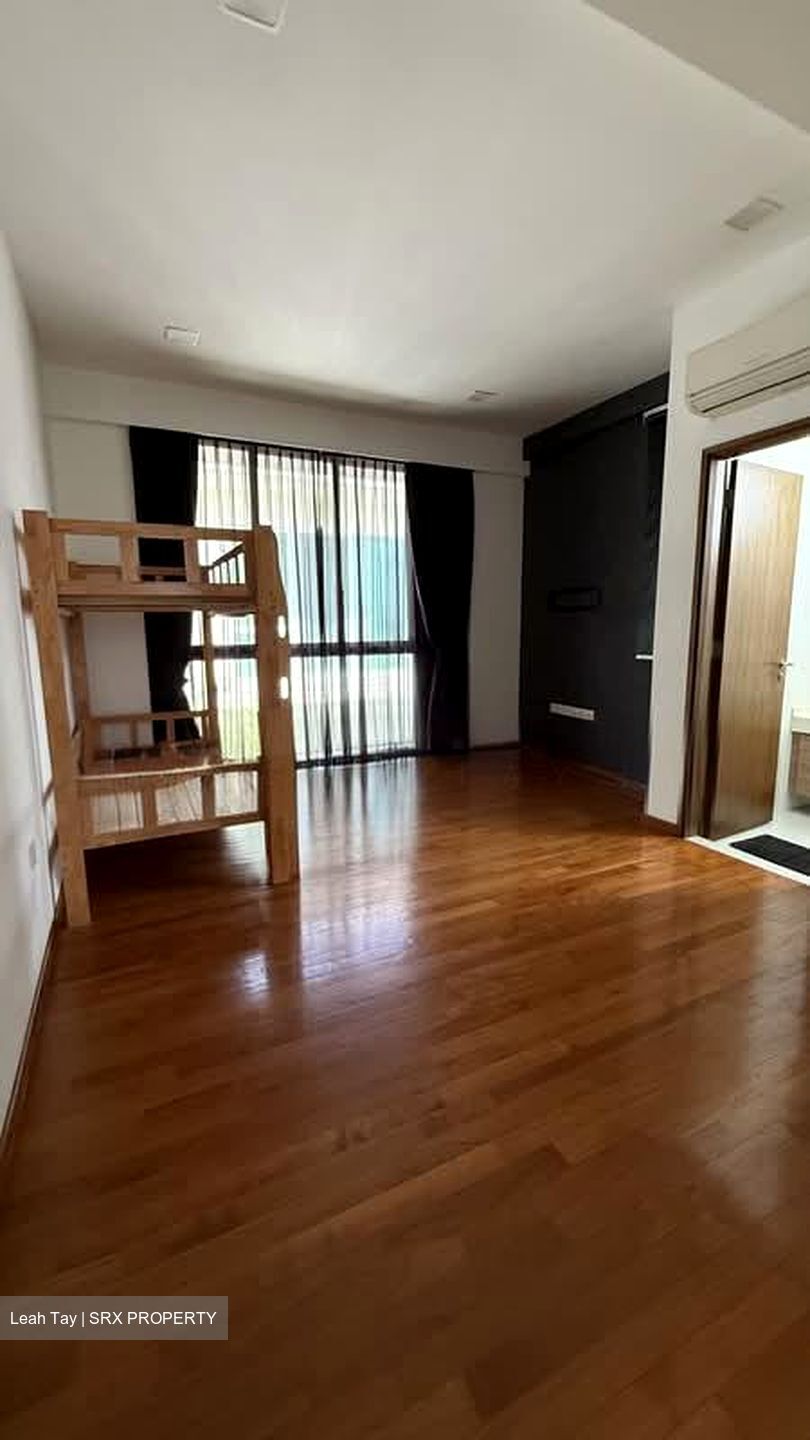 Ponggol Twenty-fourth Avenue (D19), Detached #578586071